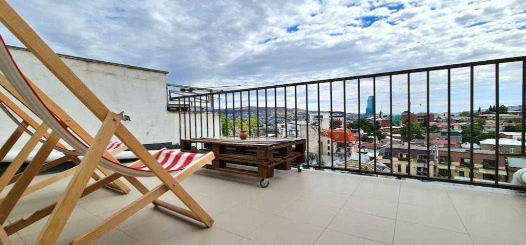 Duplex Apartment In The City Center Tbilisi Exteriör bild