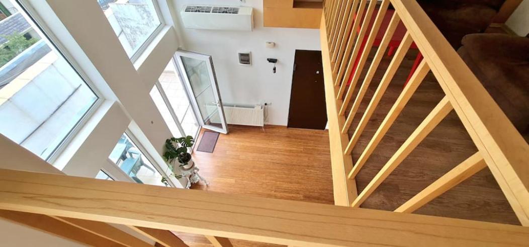 Duplex Apartment In The City Center Tbilisi Exteriör bild