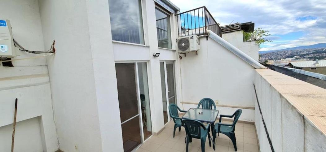 Duplex Apartment In The City Center Tbilisi Exteriör bild